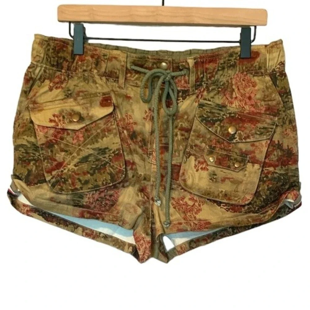 NWT Free People Waimea Slouchy Printed
Shorts / Earth Combo. Size Large - Picture 6 of 8